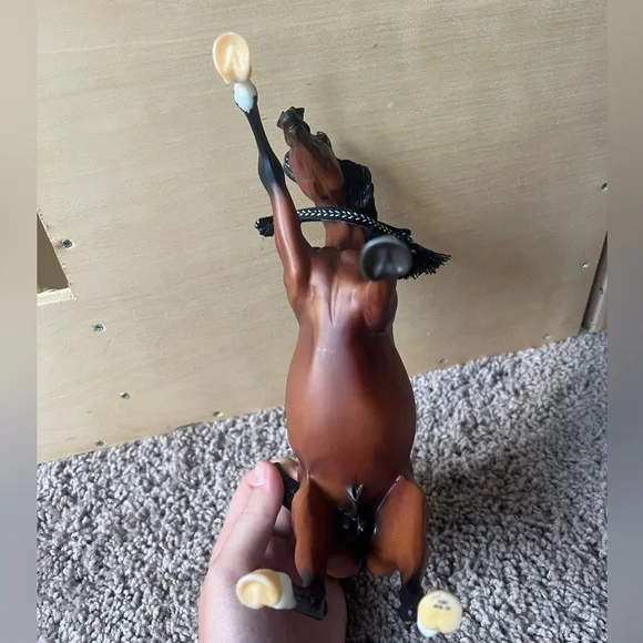 Breyer Empress Model - Picture 6 of 7